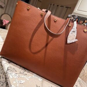 Fossil Tan Leather Shoulder Bag